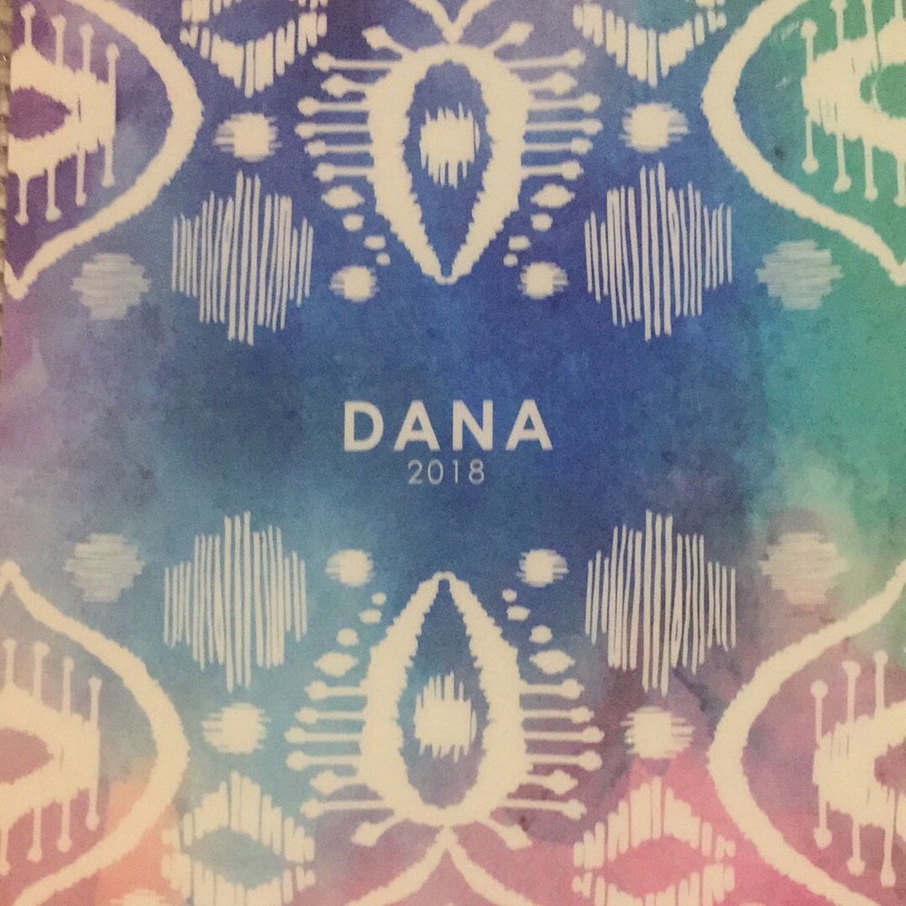 Meet your Posher, Dana